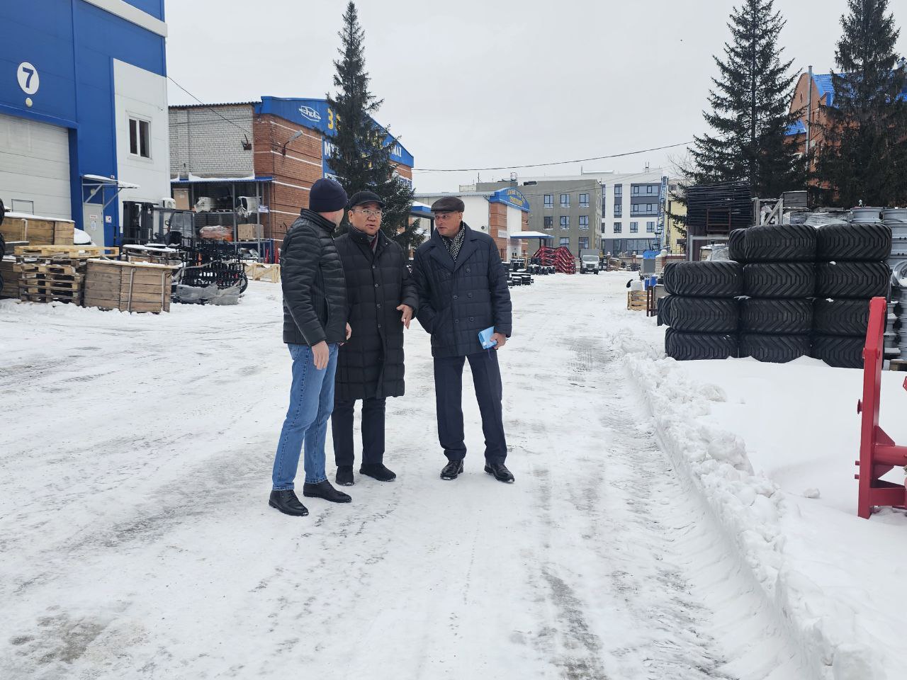 25 ноября 2025 г. состоялся визит делегации Генерального консульства Монголии в г.Кызыле под руководством Генерального консула О.Цэндсурэна в компанию «Агроцентр».